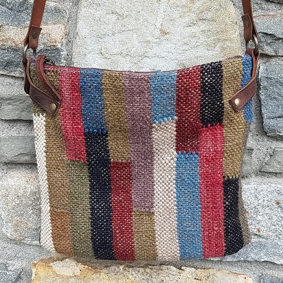 Vintage kilim wool  patchwork crossbody bag - Picture 3 of 8